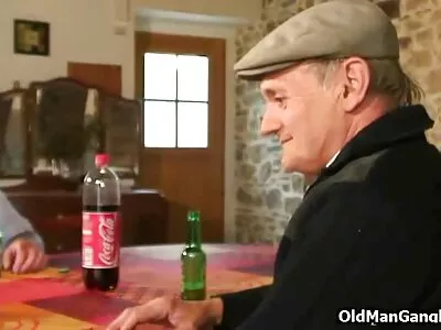 تیراندازی با جسیکا جیمز سینه خوری متحرک