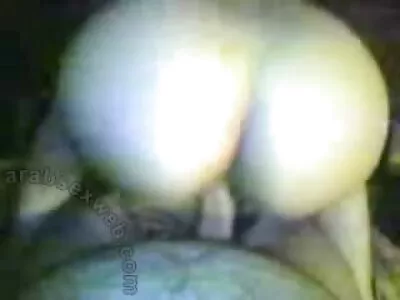 آوا آدامز دوبله منی پاشی متحرک می شود